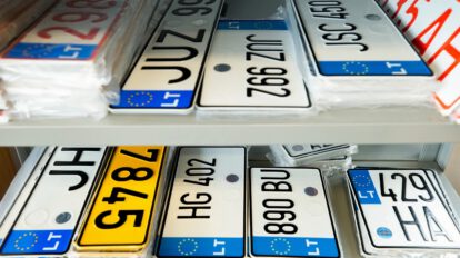 Valstybių kodai ant automobilių numerių